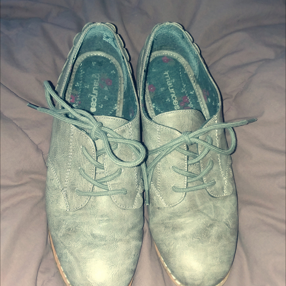 Gray Oxfords totally adorable!